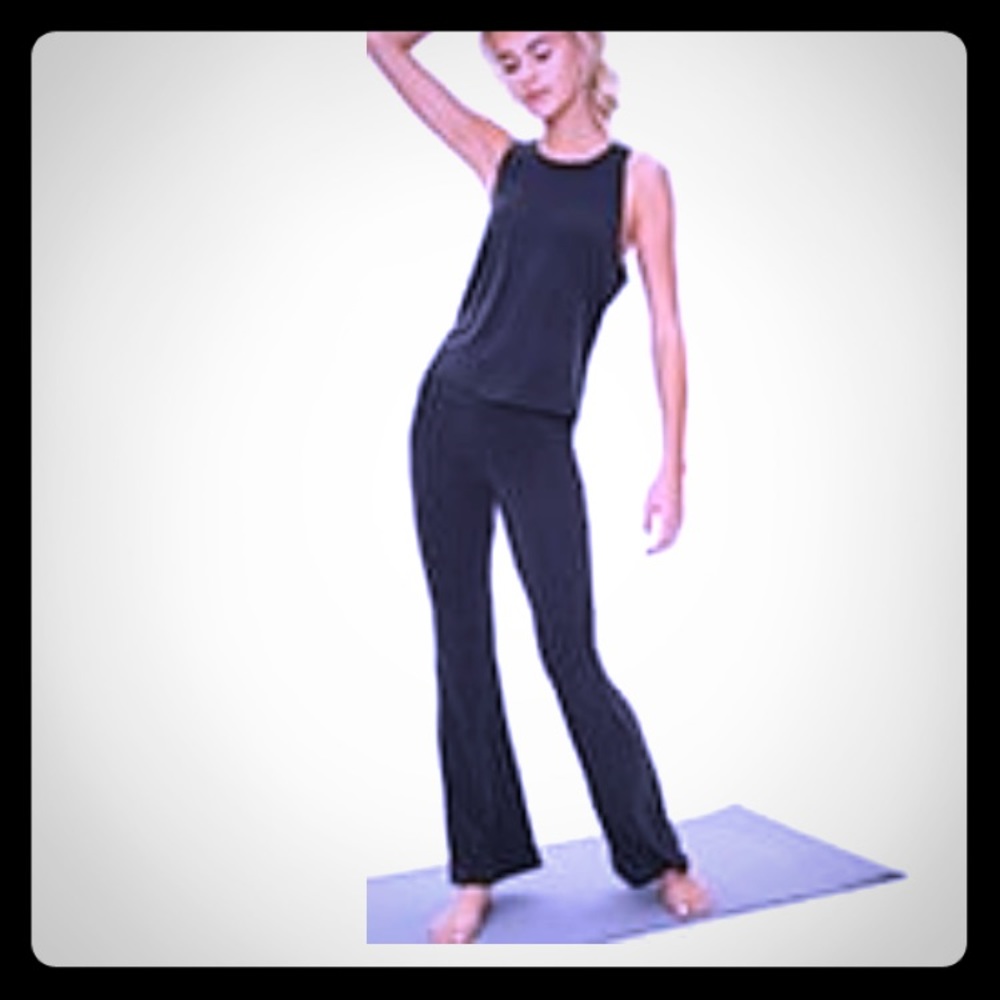 Forever 21 NWT yoga flared pants